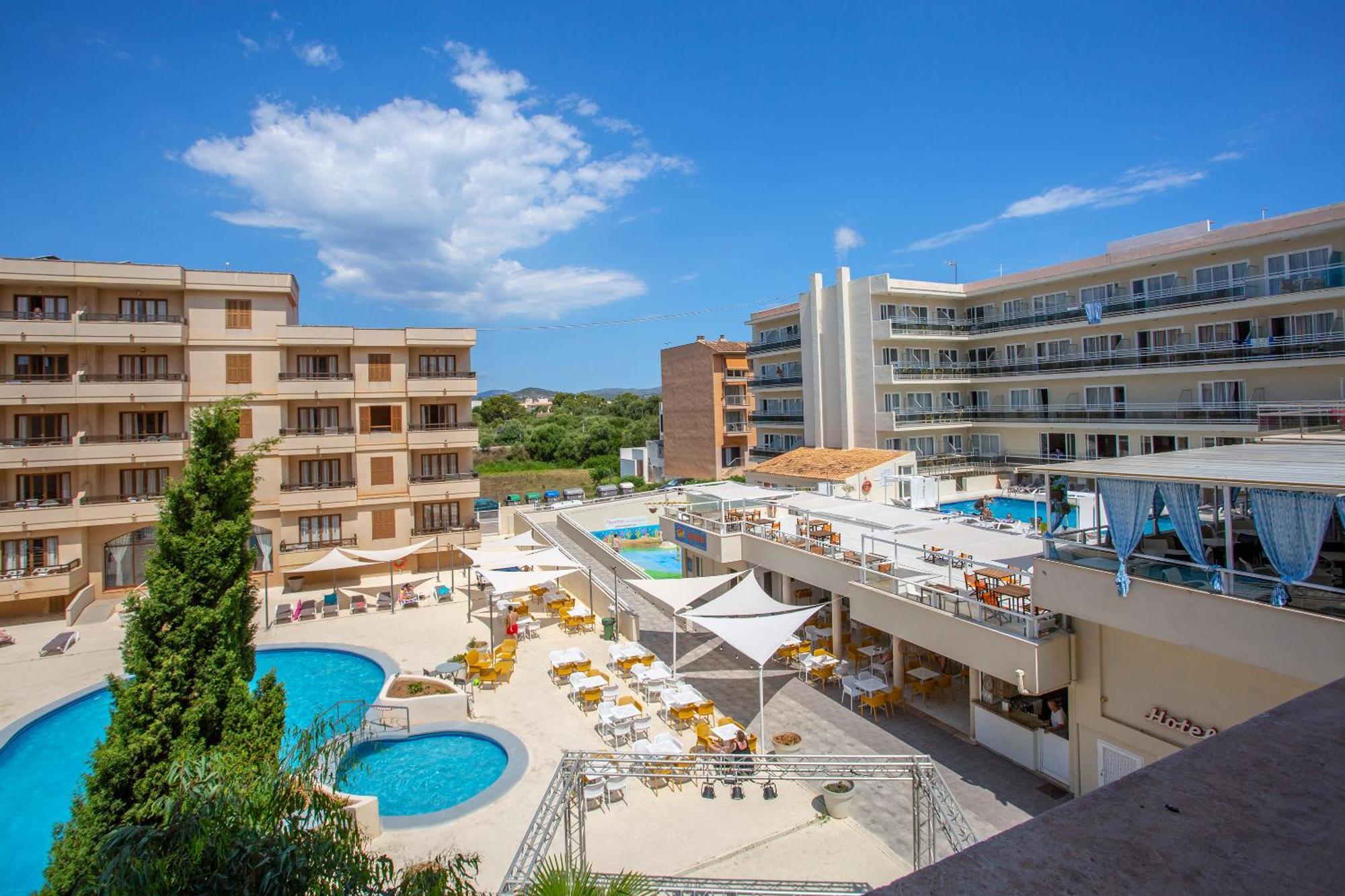 Bj Playamar Hotel & Apartamentos S'Illot  Exteriör bild