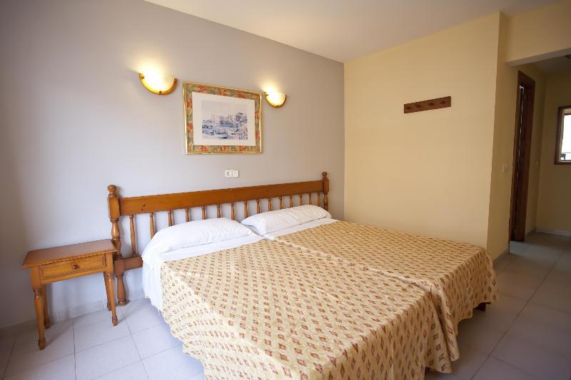 Bj Playamar Hotel & Apartamentos S'Illot  Exteriör bild